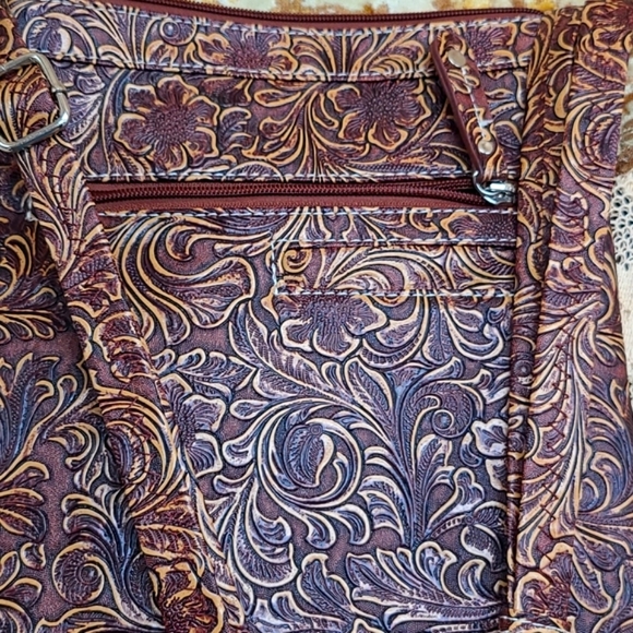 NWOT Dragonfly Faux Leather Purse Wallet Rhinestones Western Tooling Crossbody - Picture 12 of 16